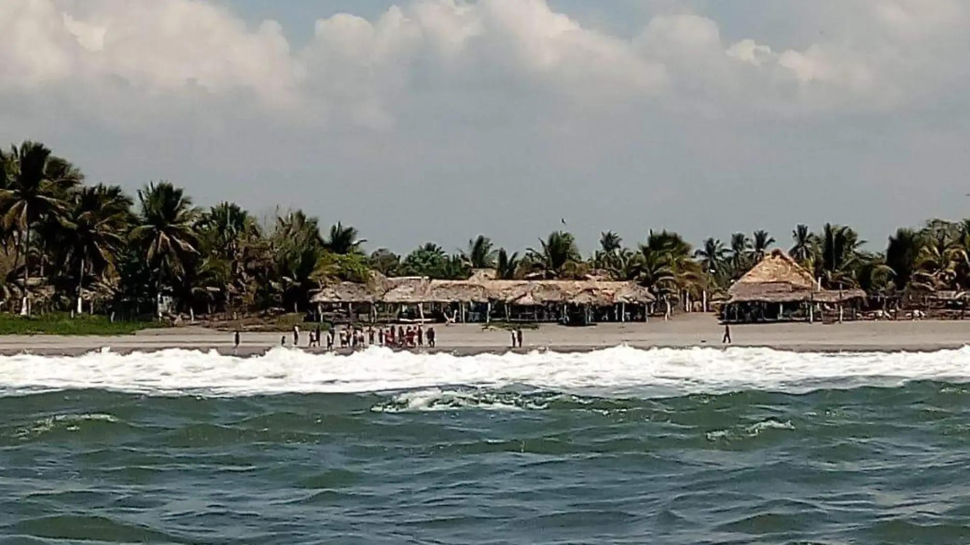 puerto, rescatan a bañostas